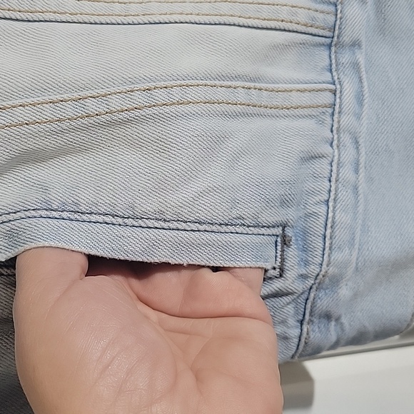 Forever 21 Women’s Jean Jacket - Picture 3 of 7